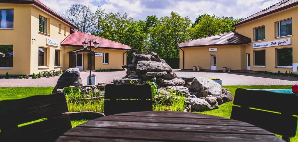 Hotel Twins Варшава Экстерьер фото